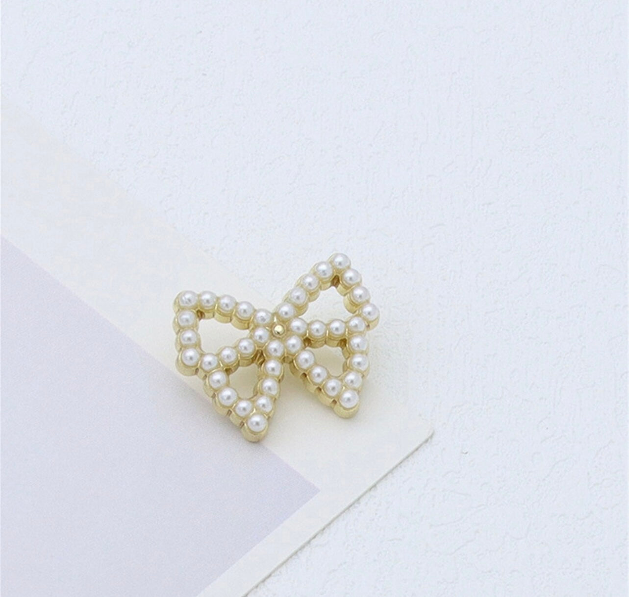 bow studs