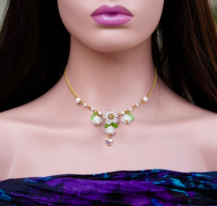 Cherry blossom pearl necklace