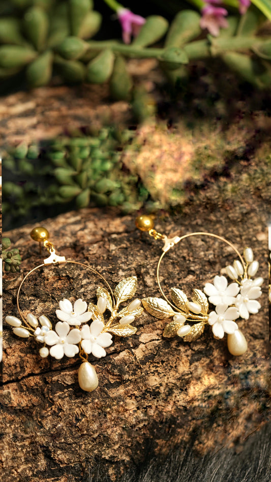 White daisy hoops